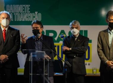 Há riscos de uma nova onda de Covid no Brasil, afirma equipe de transição. - Tenho Saúde Equipe de transição relata possível nova onda de COVID no Brasil.